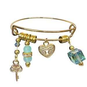 Gold Tone Adjustable Bangle Charm Bracelet Key Heart Lock Aqua Crystal Beads
